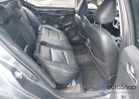 2019 Nissan Altima 2.5 Sl z USA, uszkodzony, nr VIN 1N4BL4EV1KC259972